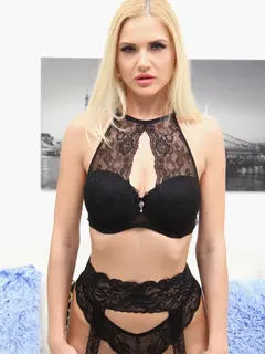 Jazlyn escort in Istanbul