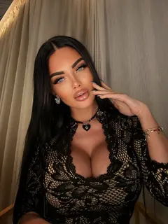 Oleksandrina escort in Istanbul